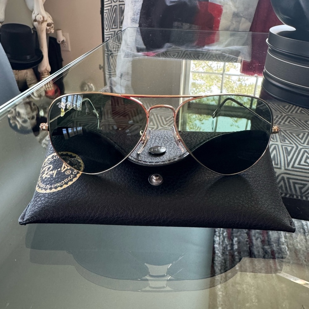 Ray-Ban RB-3025 Aviator sunglasses